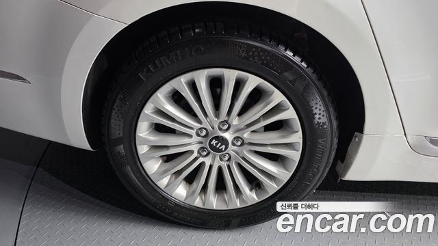 Kia K7 из Кореи Encar
