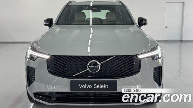 Volvo XC90 B6 Ultra Dark — пробег 1 064 км — фото 3 из 5