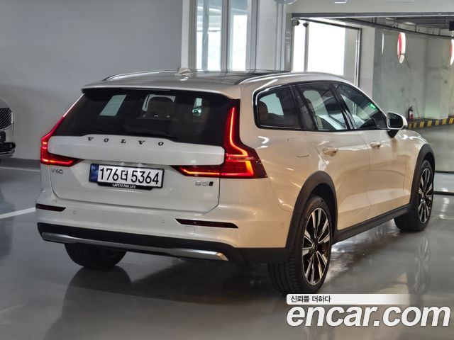 Volvo V60 из Кореи Encar