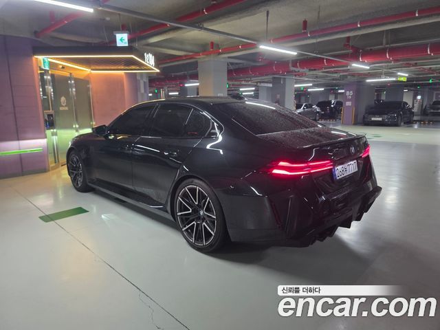 BMW M5 M5 Sedan — пробег 4 000 км — фото 5 из 5