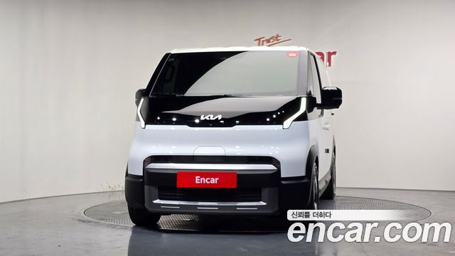 Kia PV5 Cargo Long Range Basic — пробег 3 670 км — фото 3 из 5