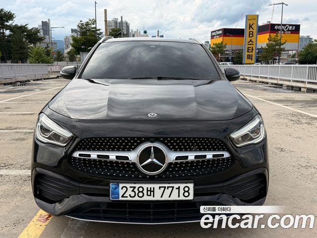 Mercedes-Benz GLA-Class GLA250 4MATIC — пробег 49 488 км — фото 3 из 5