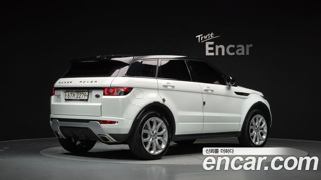 Land Rover Range Rover Evoque 2.2 SD4 Dynamic — пробег 122 924 км — фото 2 из 5