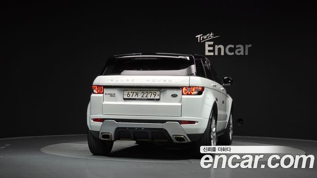 Land Rover Range Rover Evoque 2.2 SD4 Dynamic — пробег 122 924 км — фото 4 из 5