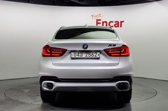 BMW X6 xDrive 30d — пробег 143 913 км — фото 4 из 5