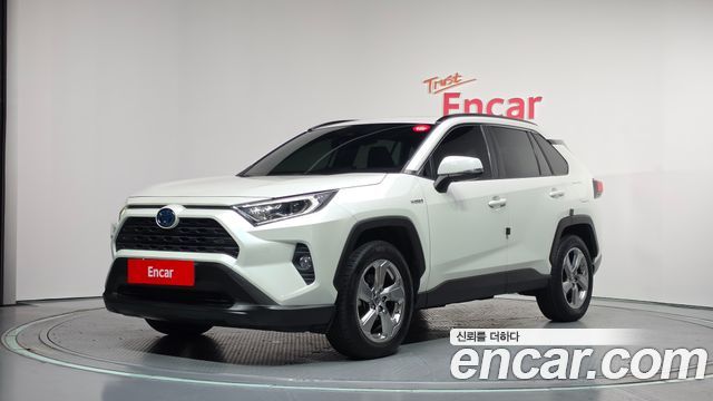 Toyota RAV4 2.5 2WD Hybrid — пробег 47 682 км — фото 1 из 5