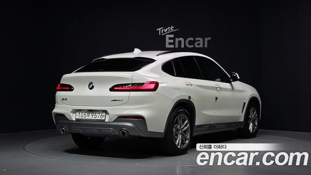 BMW X4 xDrive20i M Sport X — пробег 53 593 км — фото 2 из 5