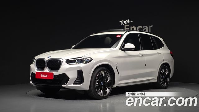 BMW iX3 M Sports — пробег 40 311 км — фото 1 из 5