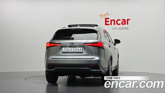 Lexus NX Executive — пробег 56 131 км — фото 4 из 5