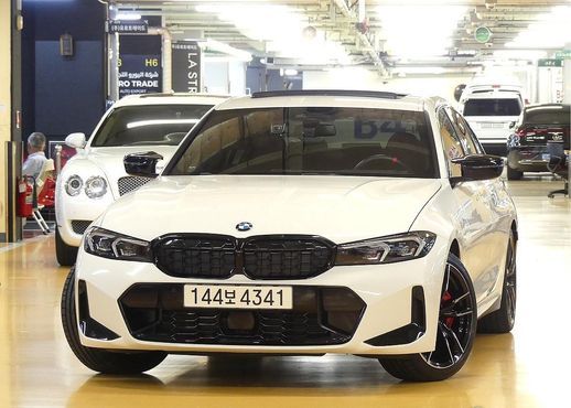 BMW 3-Series M340i Pro — пробег 7 500 км — фото 3 из 5