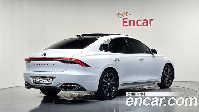 Hyundai Grandeur из Кореи Encar