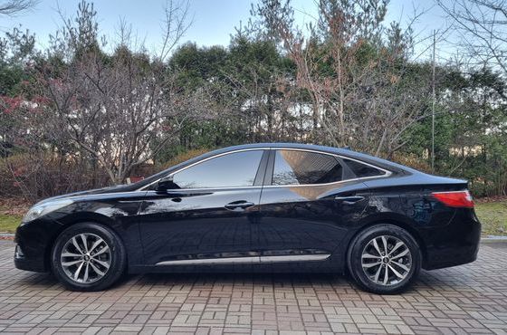 Hyundai Grandeur HG240 Luxury — пробег 109 000 км — фото 2 из 5