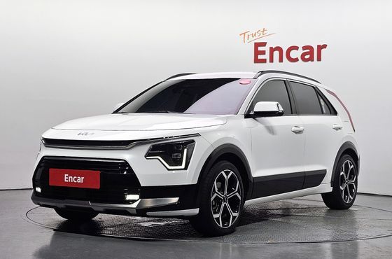 Kia Niro Prestige — пробег 34 177 км — фото 1 из 5