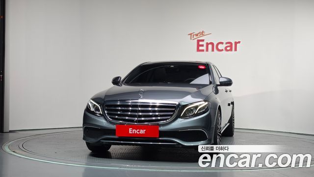 Mercedes-Benz E-Class из Кореи Encar