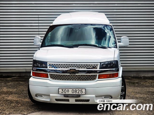 Chevrolet Express Van 6.0 — пробег 74 695 км — фото 2 из 5