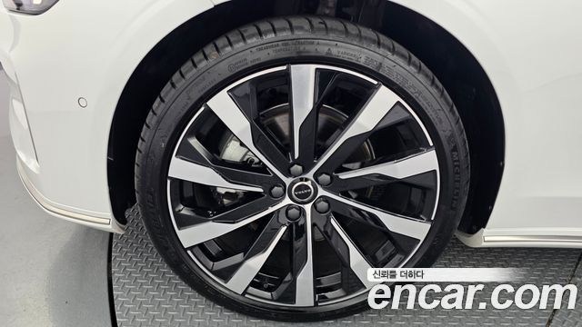 Volvo S90 из Кореи Encar