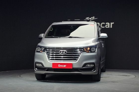 Hyundai Starex Urban 9-Seater Exclusive — пробег 150 605 км — фото 3 из 5