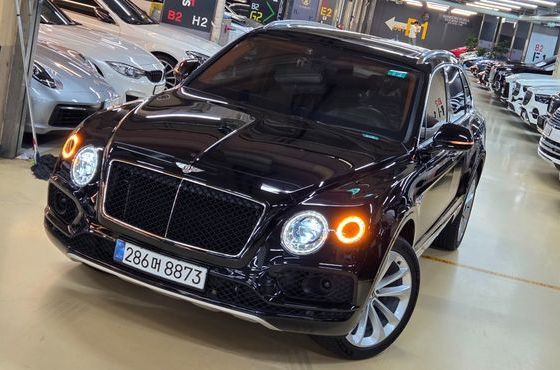 Bentley Bentayga 4.0 V8 — пробег 39 500 км — фото 2 из 5