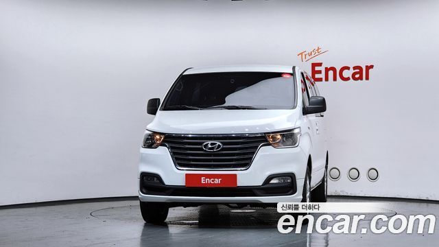 Hyundai Starex 4WD Wagon 12-Seater Modern — пробег 42 511 км — фото 3 из 5