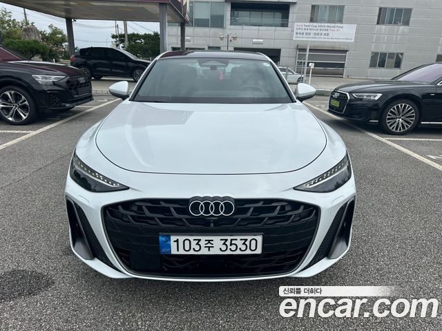 Audi A6 40 TFSI S Line — пробег 30 км — фото 3 из 5