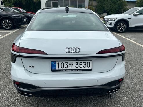 Audi A6 40 TFSI S Line — пробег 30 км — фото 4 из 5