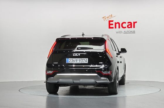 Kia Niro Signature — пробег 10 542 км — фото 4 из 5