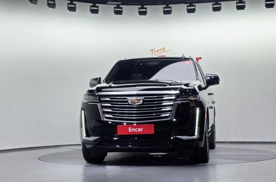 Cadillac Escalade 6.2 Premium Luxury Platinum — пробег 28 377 км — фото 3 из 5