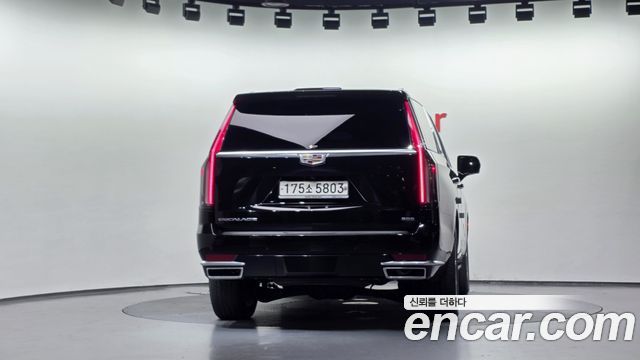 Cadillac Escalade 6.2 Premium Luxury Platinum — пробег 28 377 км — фото 4 из 5