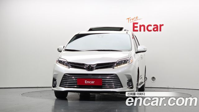 Toyota Sienna 3.5 AWD — пробег 128 566 км — фото 3 из 5