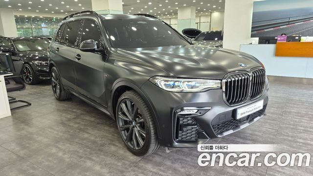 BMW X7 M50i Frozen Black Edition 6STR — пробег 51 188 км — фото 3 из 5