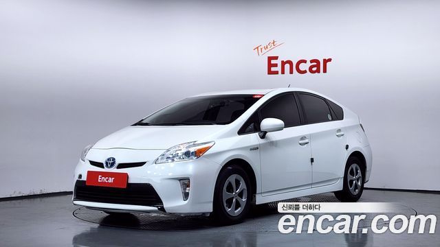 Toyota Prius из Кореи Encar