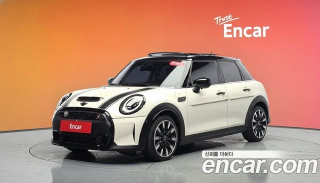 Mini Cooper из Кореи Encar