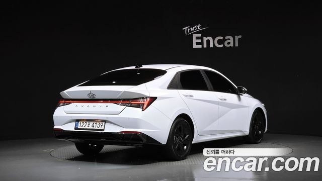Hyundai AVANTE из Кореи Encar