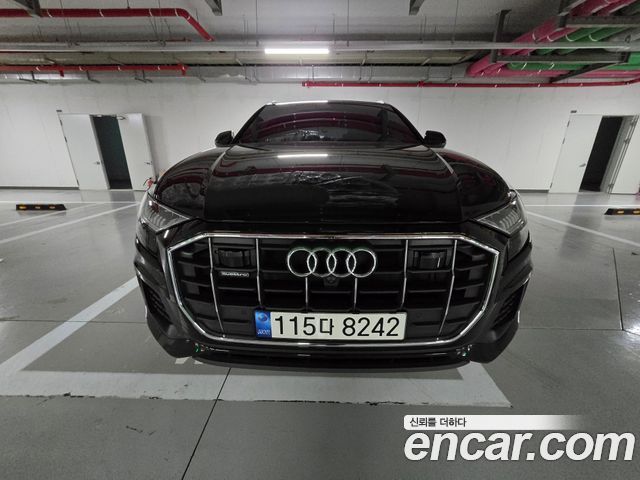 Audi Q8 45 TDI Quattro Premium — пробег 190 000 км — фото 3 из 5