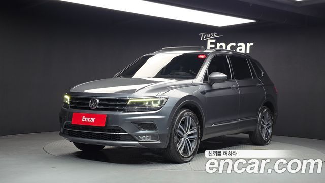 Volkswagen Tiguan 2.0 TDI Prestige — пробег 117 782 км — фото 1 из 5