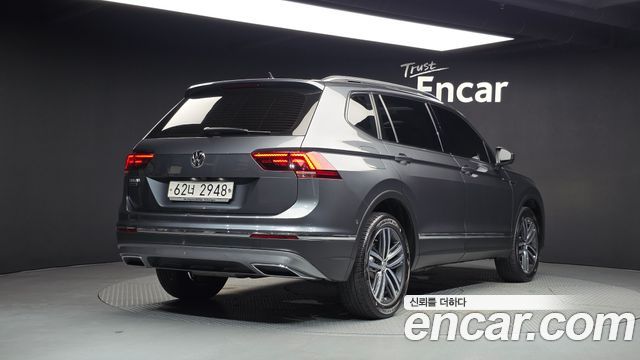 Volkswagen Tiguan 2.0 TDI Prestige — пробег 117 782 км — фото 2 из 5