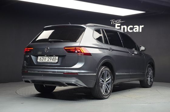Volkswagen Tiguan 2.0 TDI Prestige — пробег 117 782 км — фото 2 из 5