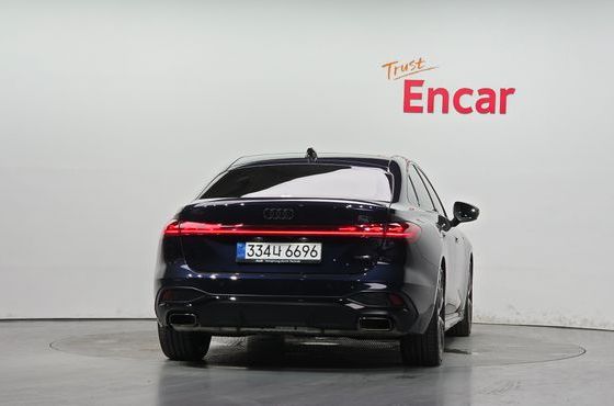 Audi A5 45 TFSI Quattro S Line — пробег 5 066 км — фото 4 из 5