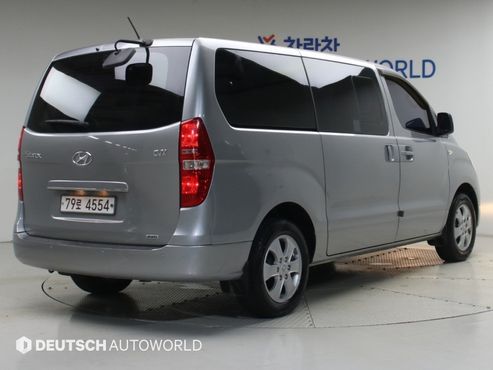 Hyundai Starex 4WD 12-Seater Wagon Smart — пробег 74 687 км — фото 2 из 5