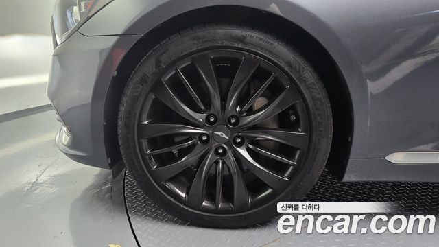 Hyundai Genesis из Кореи Encar