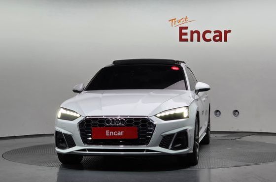 Audi A5 40 TFSI Quattro Premium Sportback — пробег 9 007 км — фото 3 из 5
