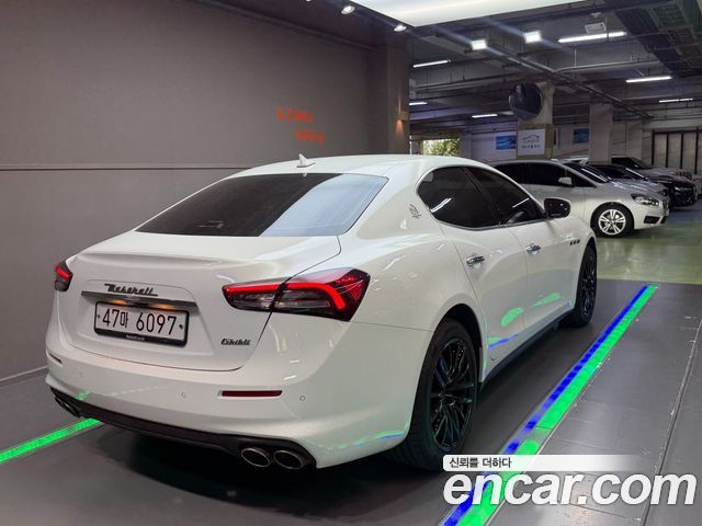 Maserati Ghibli из Кореи Encar
