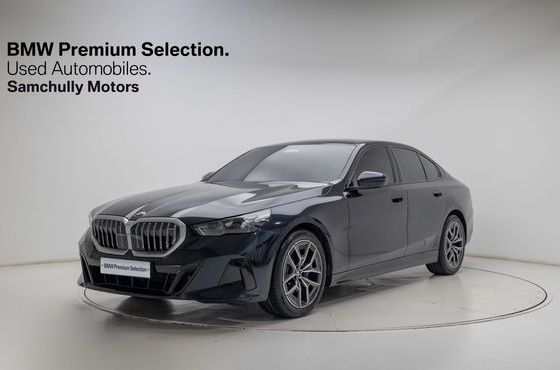 BMW 5-Series 520i M Sport — пробег 9 000 км — фото 1 из 5