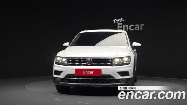 Volkswagen Tiguan 2.0 TDI Premium — пробег 58 660 км — фото 3 из 5