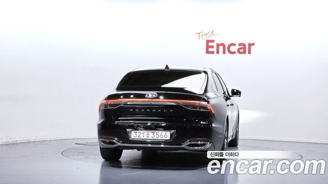 Hyundai Grandeur из Кореи Encar