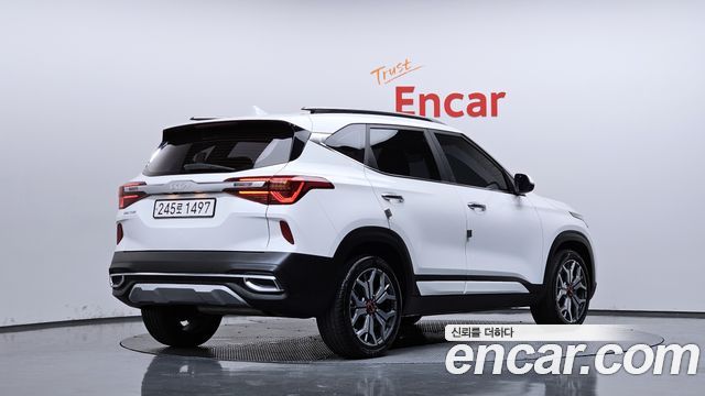 Kia Seltos из Кореи Encar