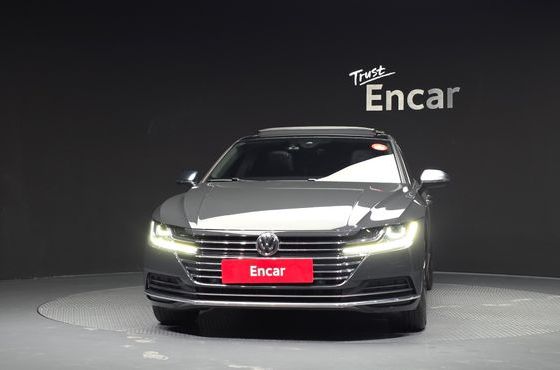 Volkswagen Arteon 2.0 TDI Premium — пробег 77 145 км — фото 3 из 5