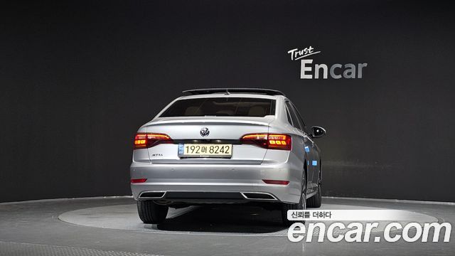 Volkswagen Jetta 1.4 TSI Prestige — пробег 73 900 км — фото 4 из 5