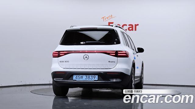 Mercedes-Benz EQB EQB300 4MATIC Progressive — пробег 13 378 км — фото 4 из 5