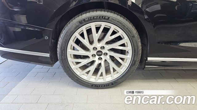 Audi A8 из Кореи Encar
